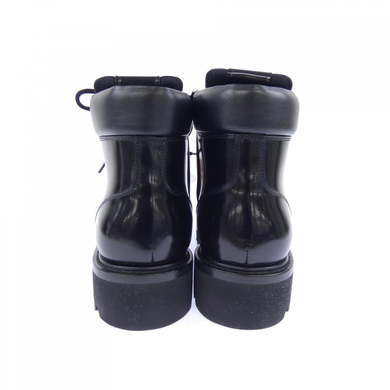 ルイヴィトン LOUIS VUITTON オーベルカンフライン NIGO ブーツ