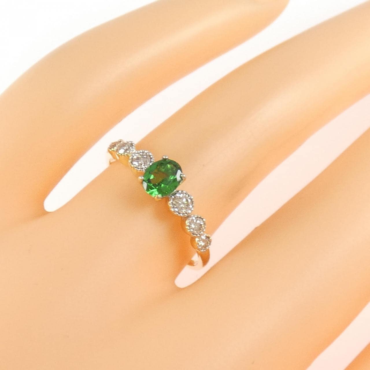 K18YG/K18WG グリーンガーネット リング 0.30CT