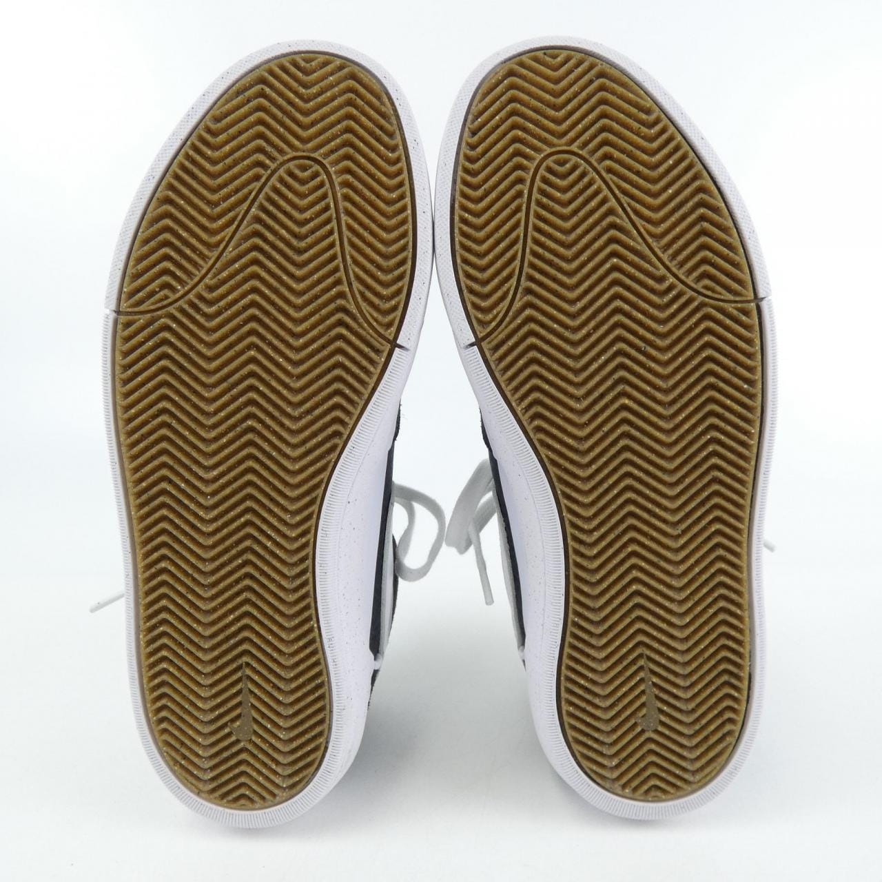 ナイキ NIKE スニーカー