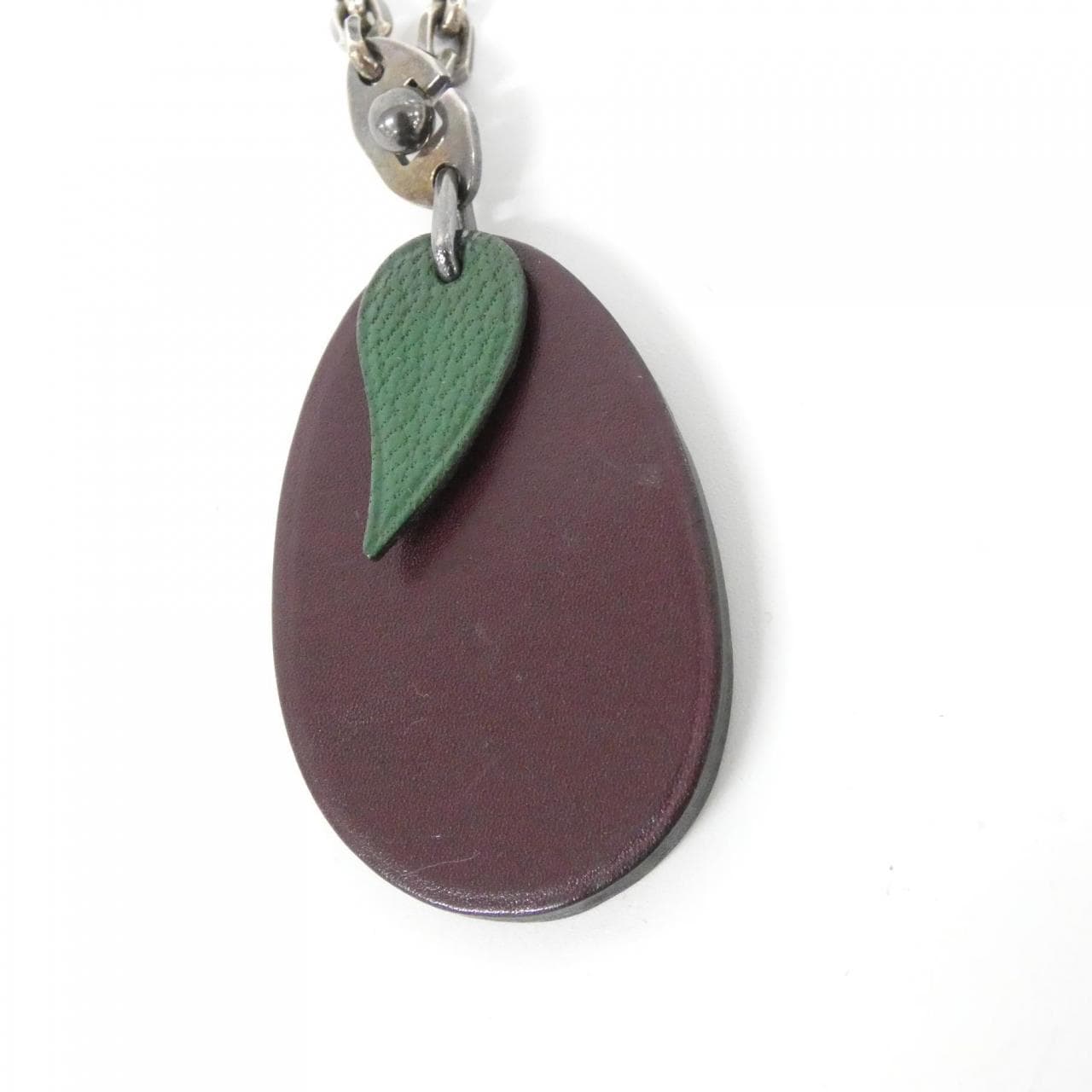 エルメス PRUNE フルーツ ポルト クレ 027894CA キーホルダー