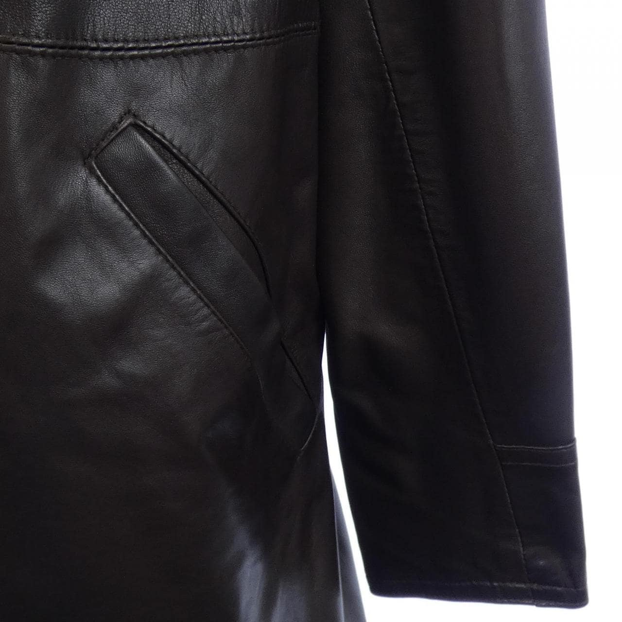 サルヴァトーレフェラガモ SALVATORE FERRAGAMO コート