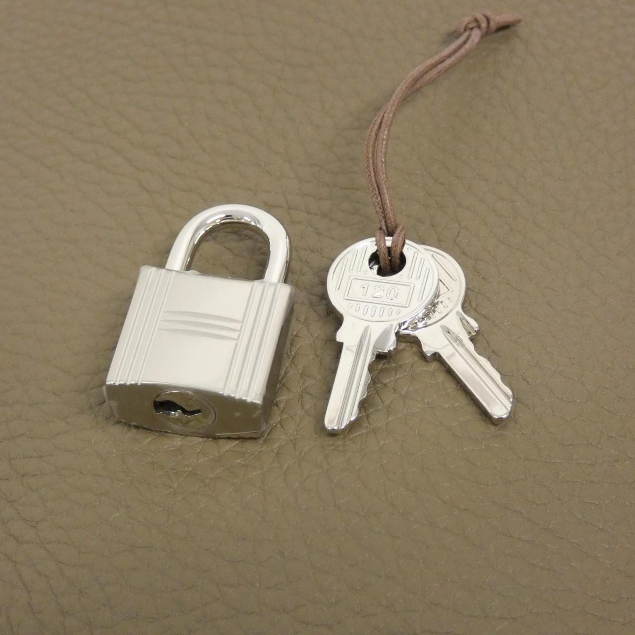 【未使用品】エルメス ピコタン ロック PM 056289CK バッグ