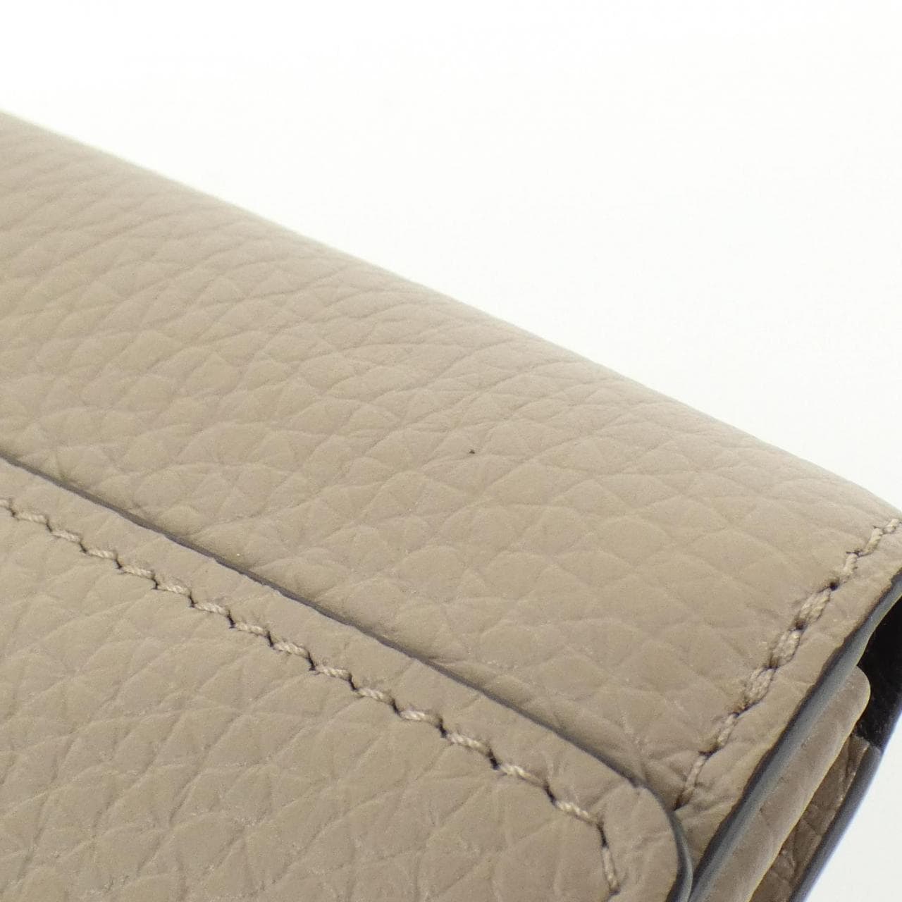 LOUIS VUITTON Taurillon Portefeuille Capucines M61249 钱包