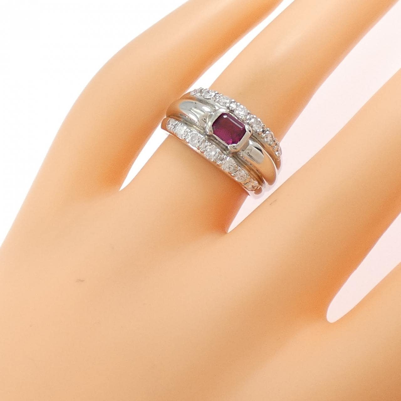 PT900 ルビー リング 0.48CT