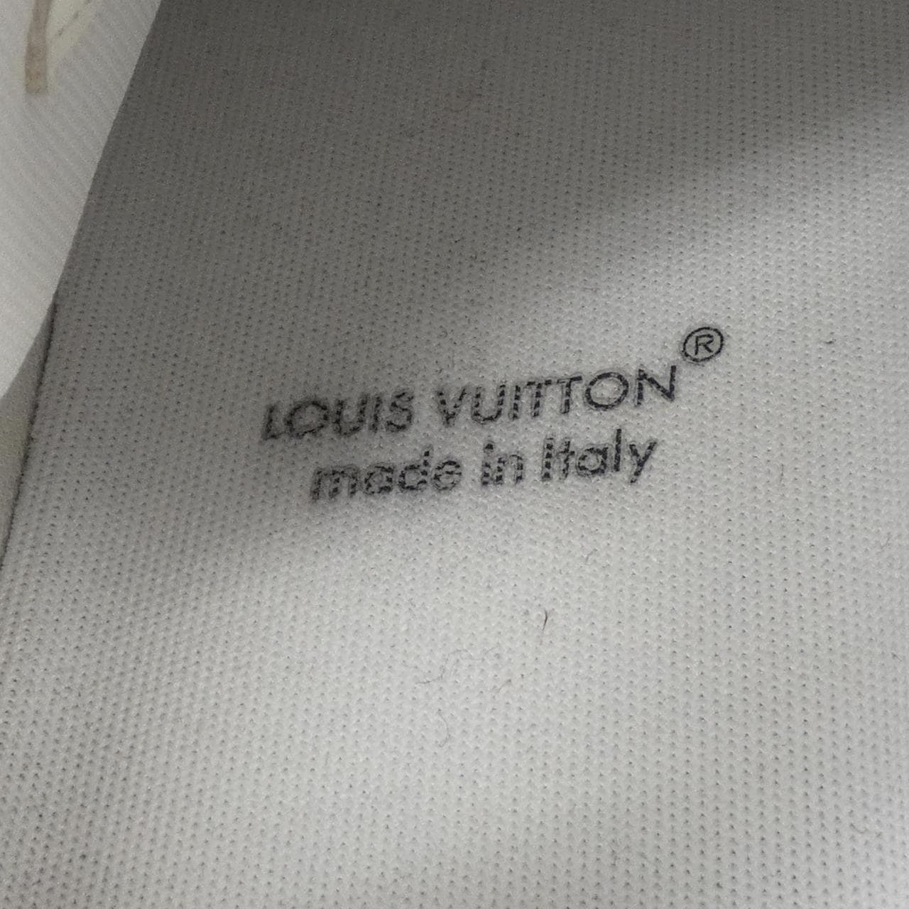 ルイヴィトン LOUIS VUITTON LVトレイナーライン スニーカー